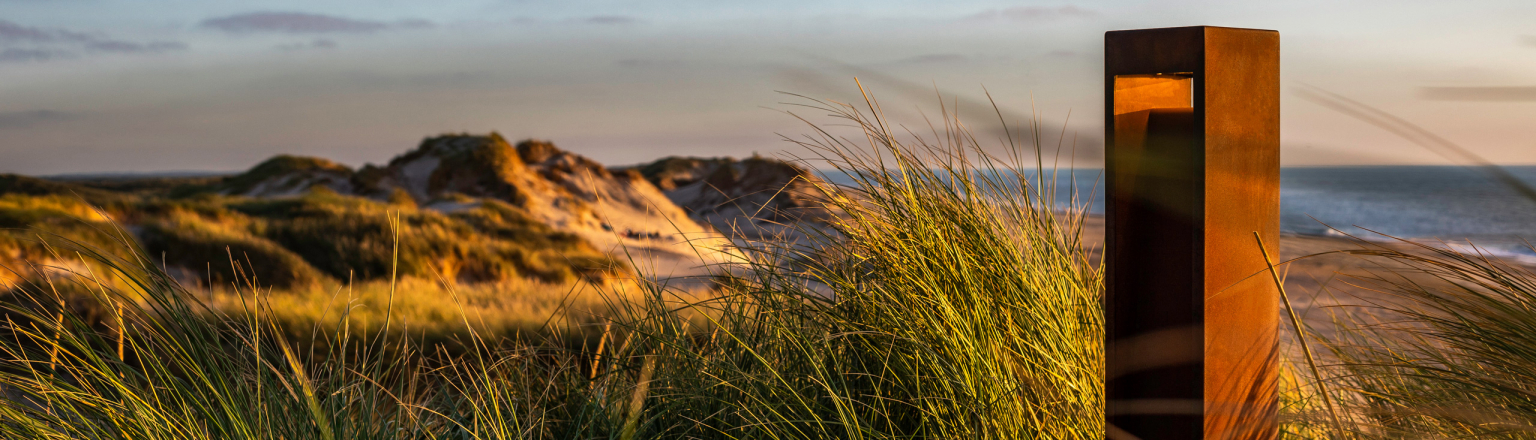 NYE L1002 – Mobiliar im Freiraum