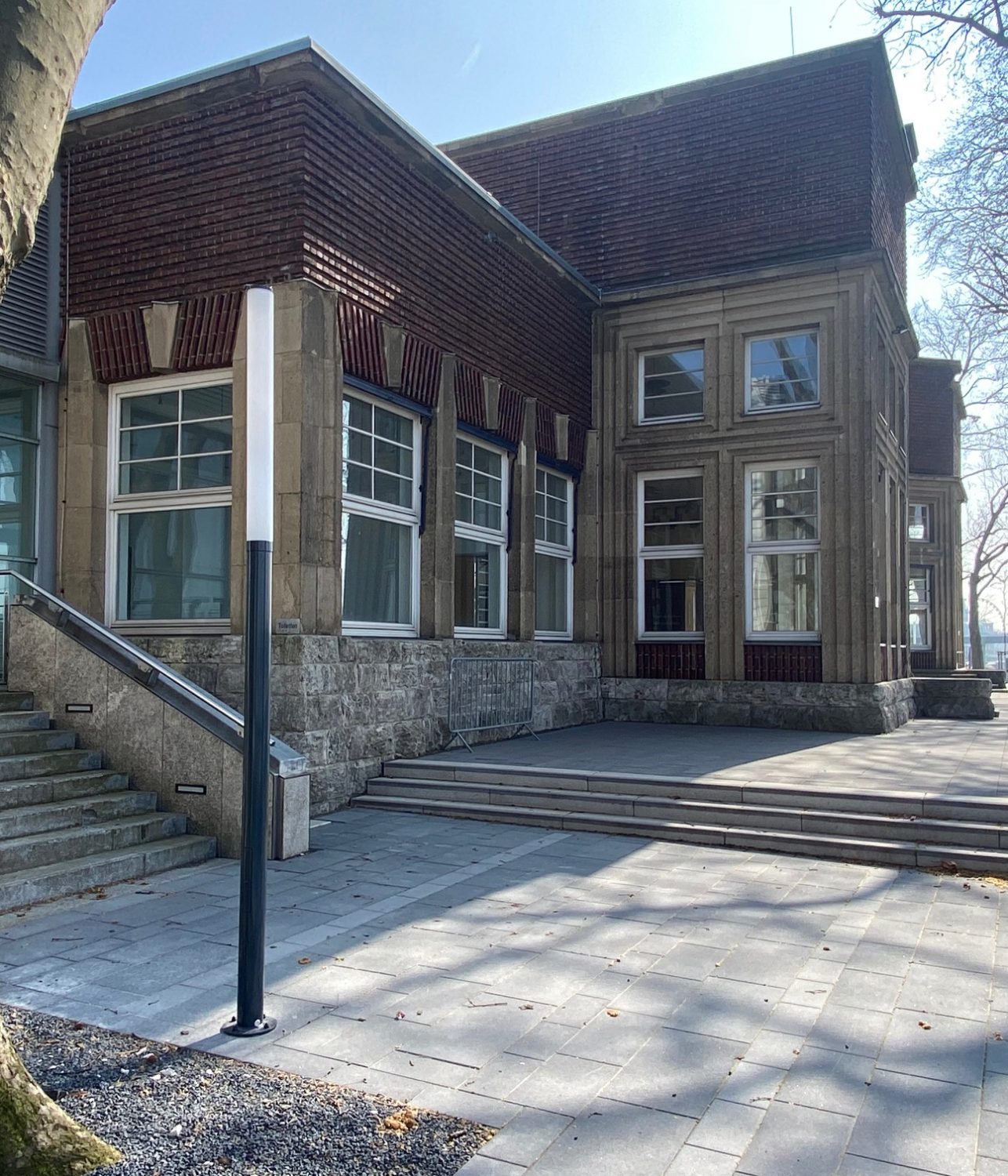 02_Duesseldorf_Rheinterrassen_Seite