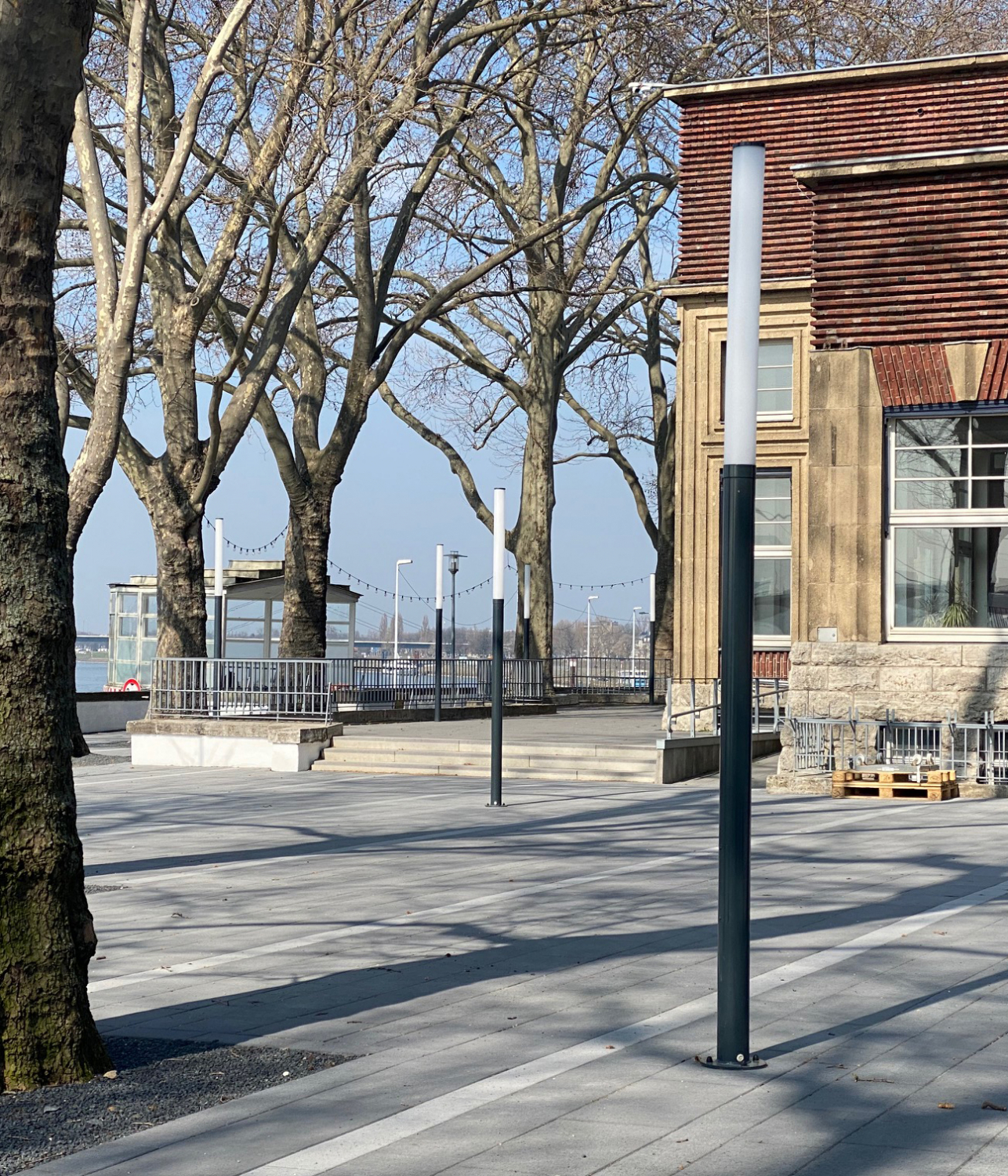 06_Duesseldorf_Rheinterrassen_Seite